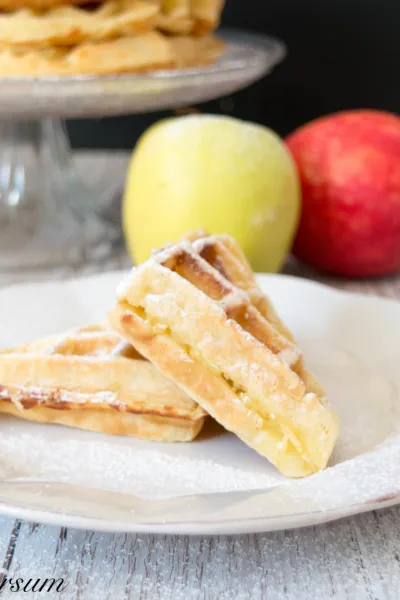 Waffeln mit Äpfel, Zimt und Vanille - Kleines Kuliversum